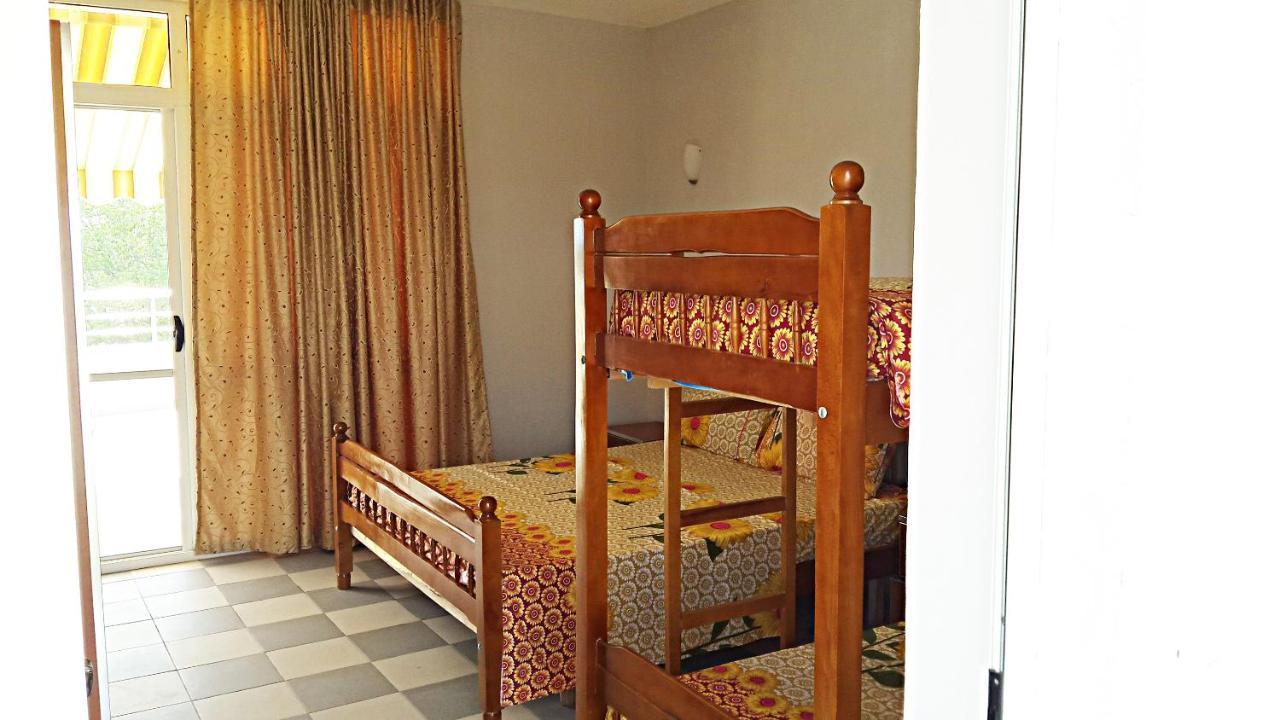 Hotel Aquarius Velipoje Ngoại thất bức ảnh