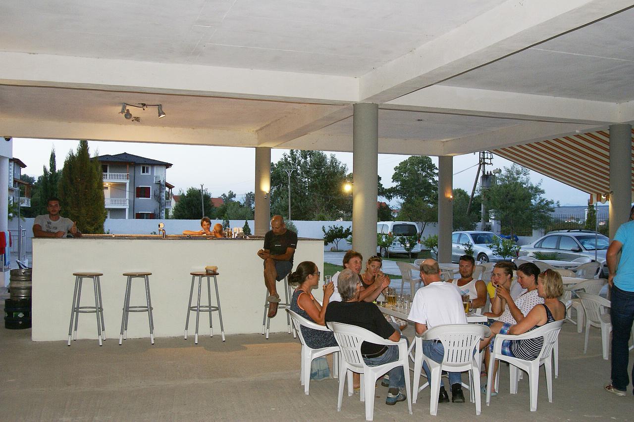 Hotel Aquarius Velipoje Ngoại thất bức ảnh